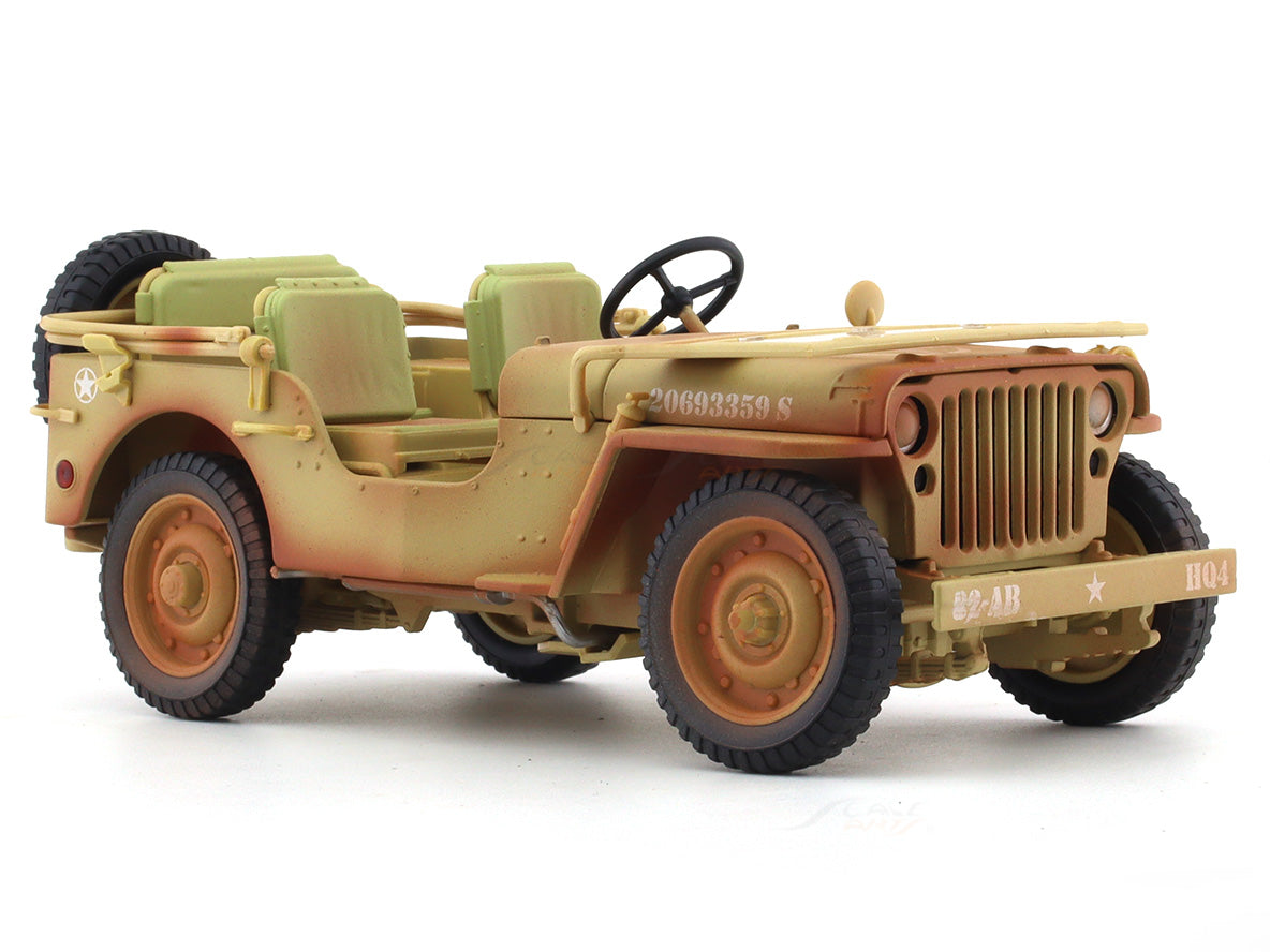 1944 Jeep Willys Desert 1:18 American Diorama diecast scale model car collectible