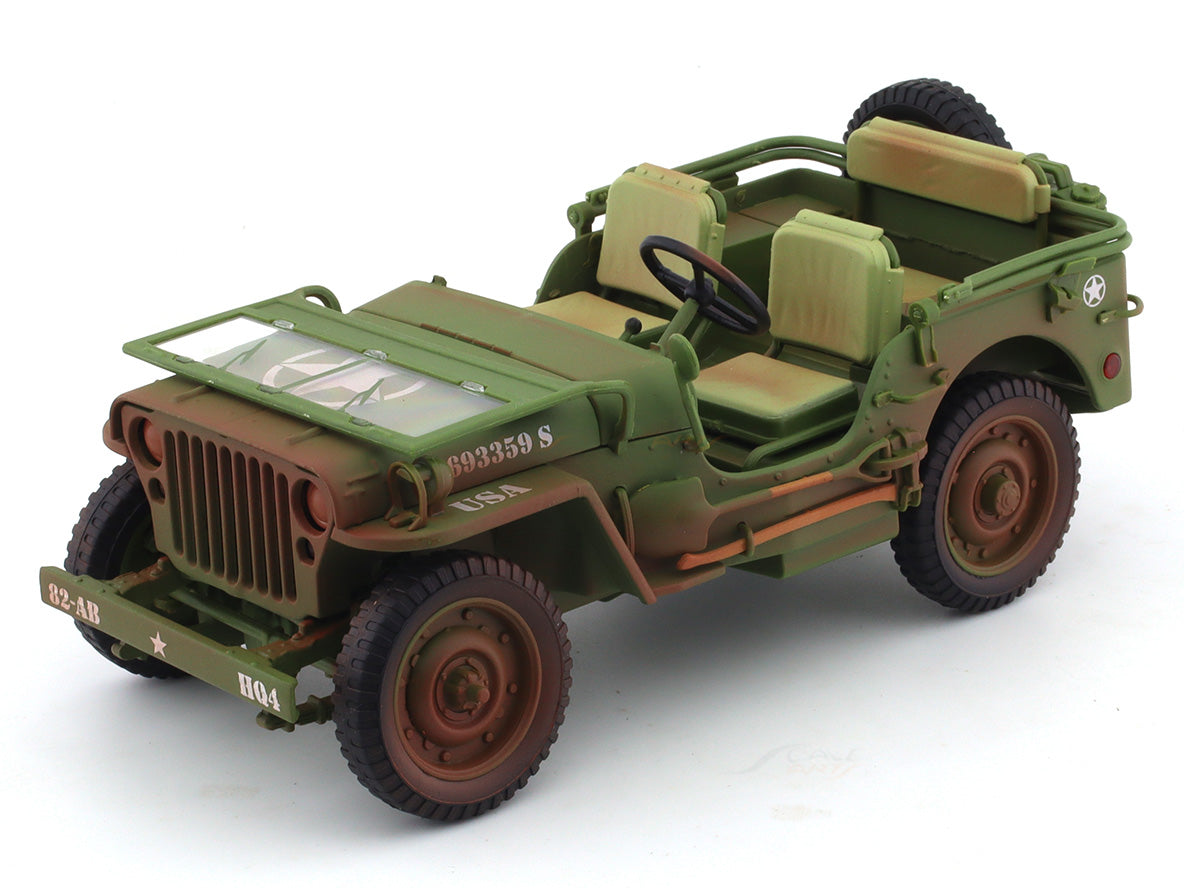 1944 Jeep Willys Green 1:18 American Diorama diecast scale model car collectible