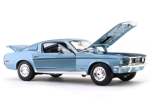 1968 Ford Mustang GT Cobra Jet 1:18 Maisto diecast scale model car collectible