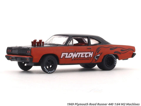 1969 Plymouth Road Runner 440 black 1:64 M2 Machines licensed diecast scale model car 11228-116
