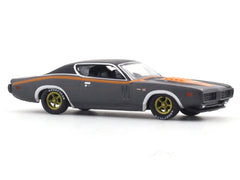 1970 Dodge Charger R/T 440 6-Pack grey 1:64 M2 Machines licensed diecast scale model car 11228-118
