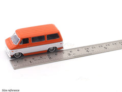 1975 Chevrolet Van G10 1:64 M2 Machines licensed diecast scale model car 32500-97