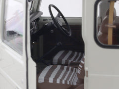 1980 Toyota FJ40 Land Cruiser White 1:18 Kyosho diecast scale model car collectible