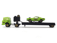 1968 Ford C-950 Truck & 1966 Mustang 2+2 1:64 M2 Machines diecast hauler scale model