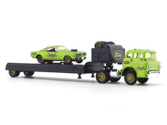 1968 Ford C-950 Truck & 1966 Mustang 2+2 1:64 M2 Machines diecast hauler scale model