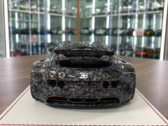 1/18 Resin - Davis & Giovanni Bugatti Vivere Mansory Final Diamond Edition in Forged Carbon Fiber , 01/01 Limited