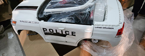 PATOYS | Licensed Toyota Land Cruiser Police Kids Car