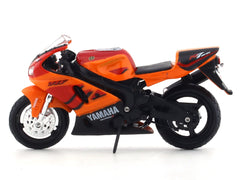 Yamaha YZF R7 1:18 Maisto licensed diecast scale Model bike collectible