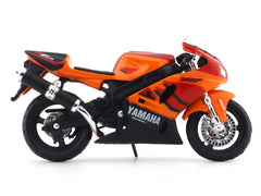 Yamaha YZF R7 1:18 Maisto licensed diecast scale Model bike collectible