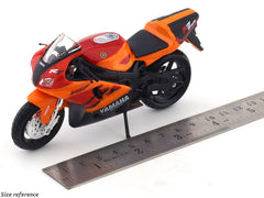 Yamaha YZF R7 1:18 Maisto licensed diecast scale Model bike collectible