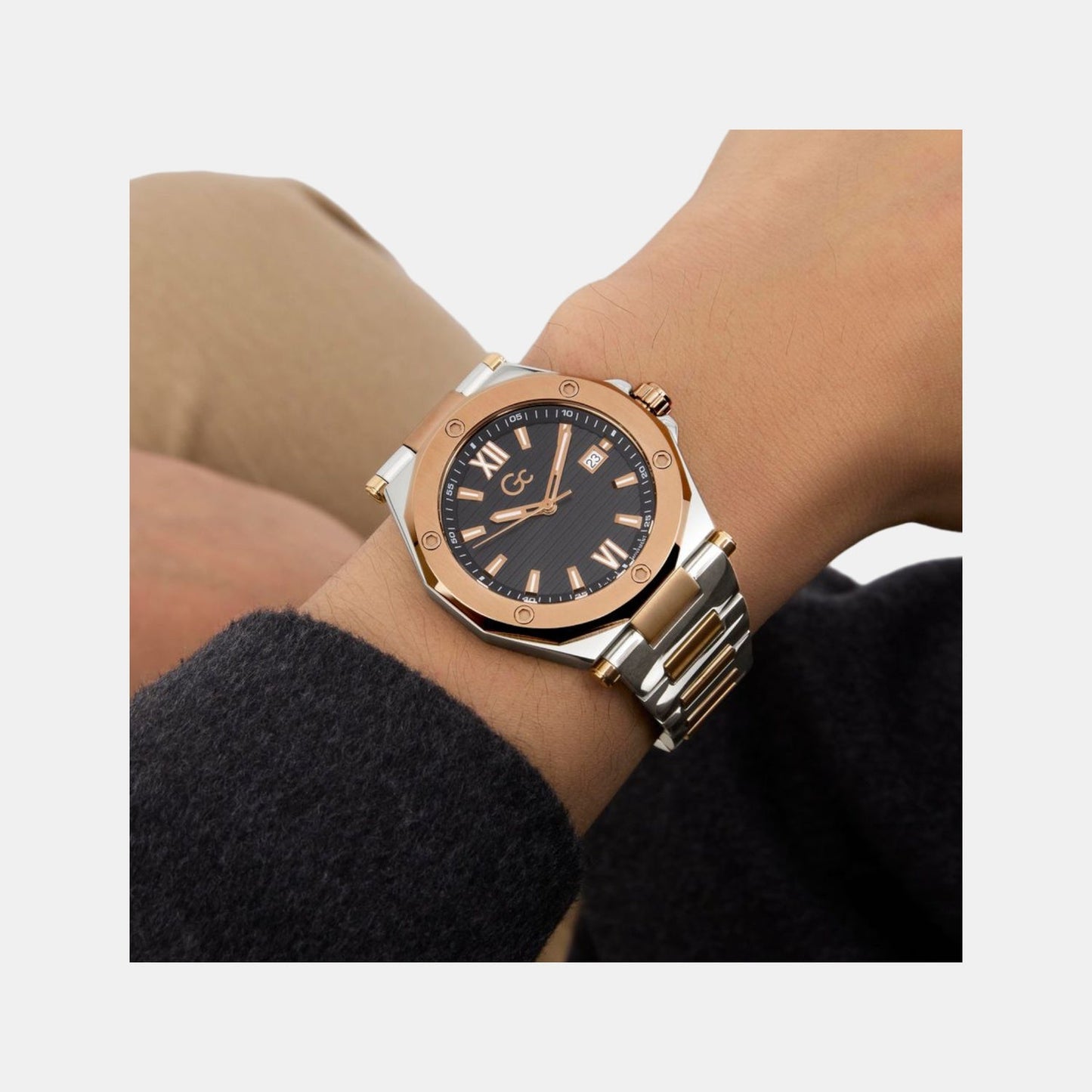 Dress Men Quartz Black Dial Analog Stainless Steel Watch Z67002G2